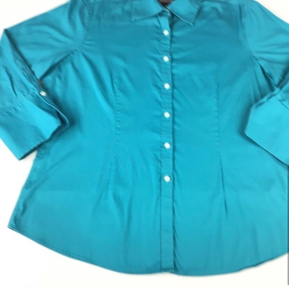 Kirkland Women’s Shirt Button Down Size L - Picture 6 of 8